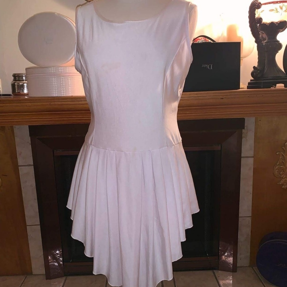 Dress - Picture 2 of 4